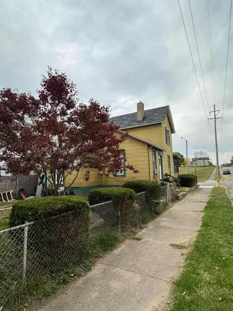 223 S Western Ave, Springfield, OH 45506 photo 3