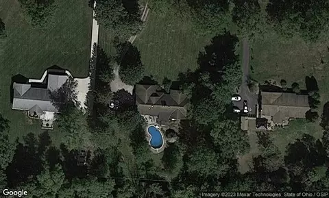 1655 Wren Ln, Powell, OH 43065
