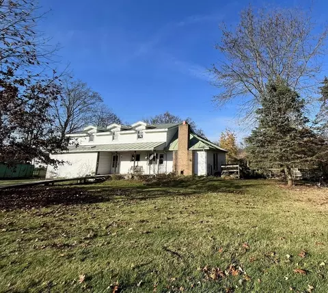 18599 Scott Rd, Mount Vernon, OH 43050