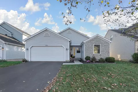 9262 Prestwick Green Dr, Columbus, OH 43240