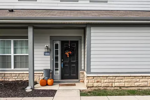 5888 Bluestone Way, Lewis Center, OH 43035