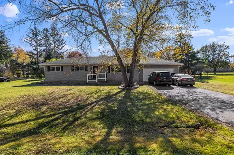 2551 Youngs Dr, Columbus, OH 43231
