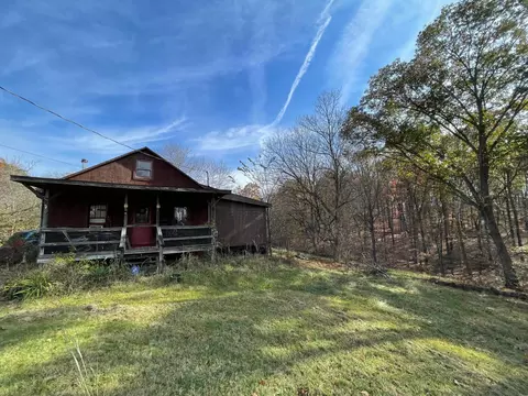 3733 Dutch Hollow Rd, Beaver, OH 45613