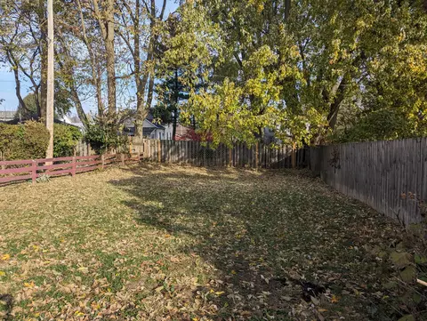 328 Lincoln Pl, Urbana, OH 43078