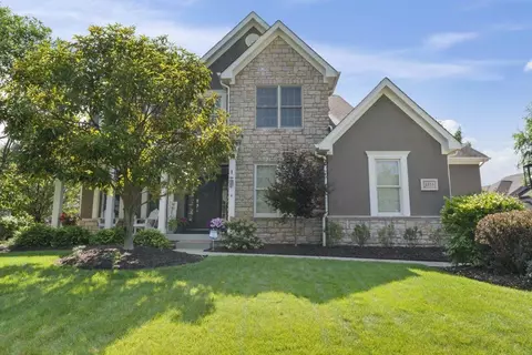 6555 Spring Run Dr, Westerville, OH 43082