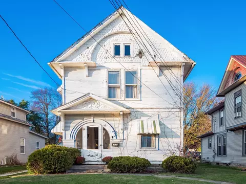 134 E North St, Mount Gilead, OH 43338