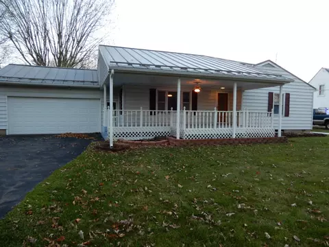 26080 Millwood Rd, Howard, OH 43028
