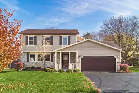 2365 W Choctaw Dr, London, OH 43140