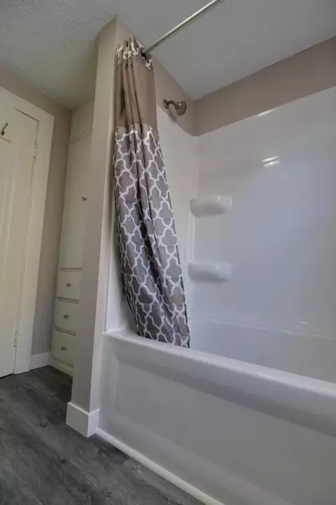 296 E Walnut St, Marion, OH 43302 photo 17