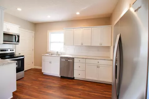 296 E Walnut St, Marion, OH 43302 photo 11