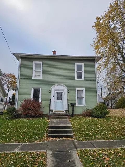 602 E Vine St, Mount Vernon, OH 43050