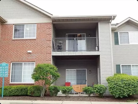 681 Spring Valley Dr #673, Lewis Center, OH 43035