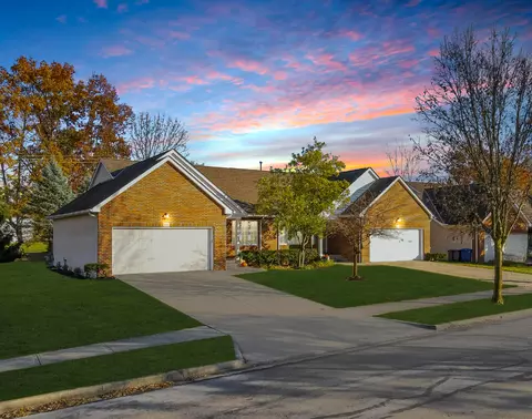 530 Radcliff Dr, Westerville, OH 43082