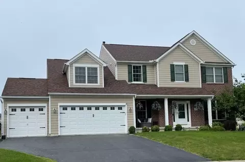 4819 Nadine Park Dr, Hilliard, OH 43026