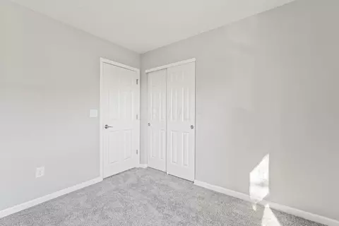 658 E 3rd Ave, Columbus, OH 43201 photo 16