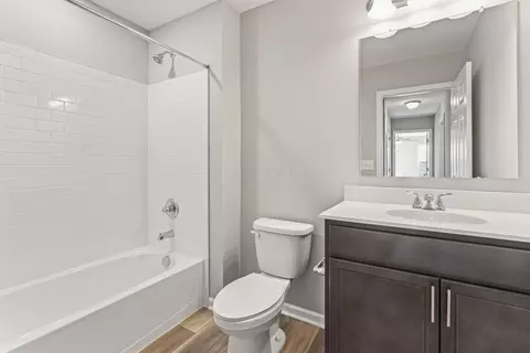658 E 3rd Ave, Columbus, OH 43201 photo 12