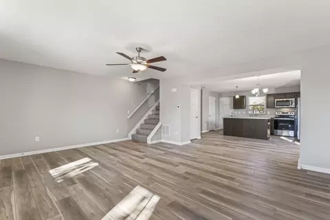 658 E 3rd Ave, Columbus, OH 43201 photo 7