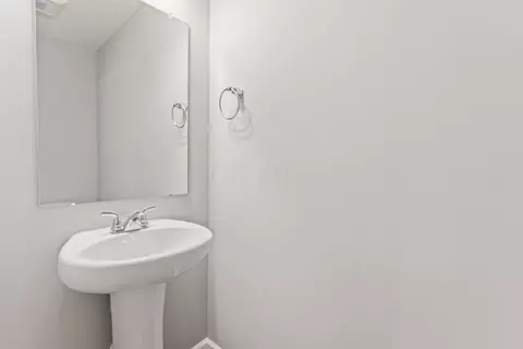 658 E 3rd Ave, Columbus, OH 43201 photo 26