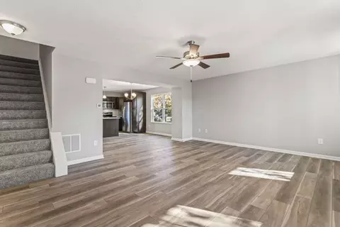 658 E 3rd Ave, Columbus, OH 43201 photo 8