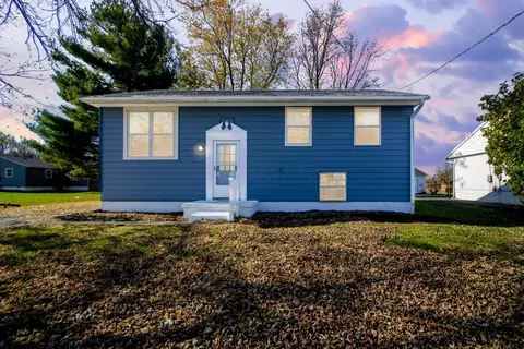 2615 Mercer Dr, Marion, OH 43302