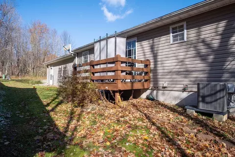 802 Crestrose Cir, Howard, OH 43028 photo 5