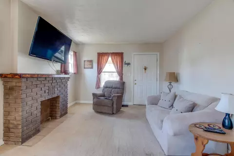 2407 Beatrice St, Springfield, OH 45503 photo 3