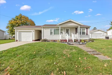 453 Brown St, Circleville, OH 43113