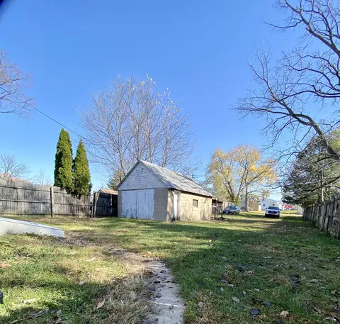 138 Nicholas Dr, Circleville, OH 43113 photo 3
