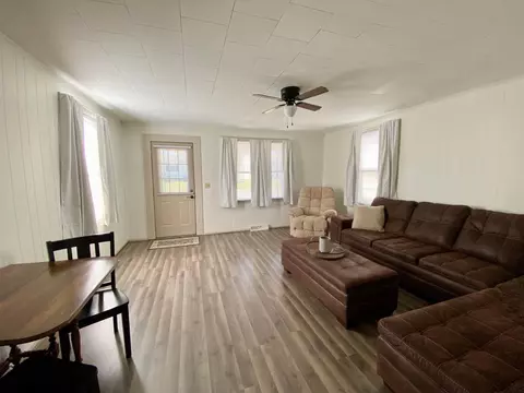 138 Nicholas Dr, Circleville, OH 43113 photo 5