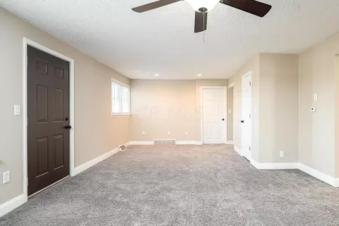 187 E Hanley Rd, Mansfield, OH 44903 photo 2