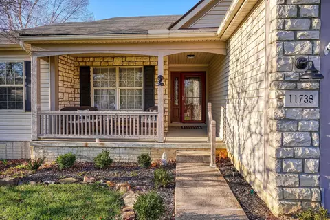11738 Smith Rd, Lithopolis, OH 43136 photo 4