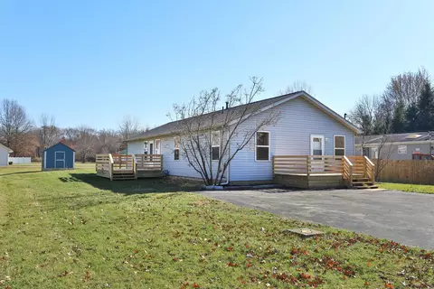 9069 York Rd SW, Pataskala, OH 43062