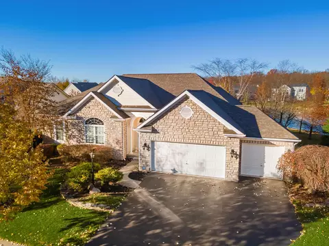 6836 Monticello Ln, Dublin, OH 43016