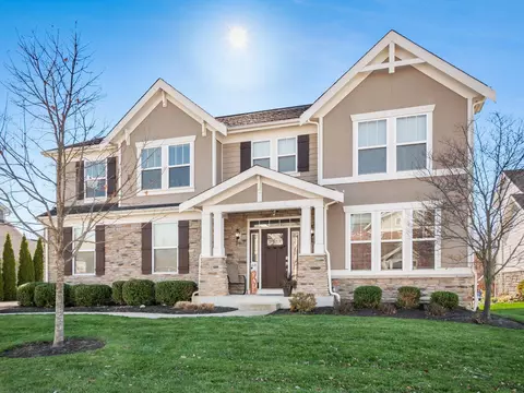 9692 Persimmon Pl, Plain City, OH 43064