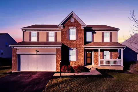 135 Spring Flower Way, Pataskala, OH 43062