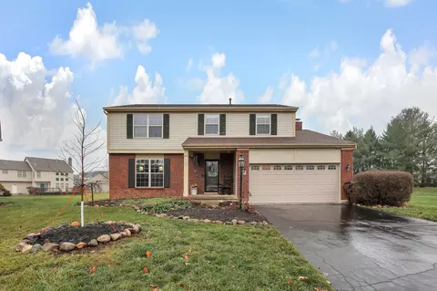 745 Stonewater Ct, Delaware, OH 43015