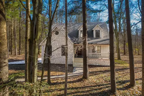 14000 Center Village Rd, Galena, OH 43021