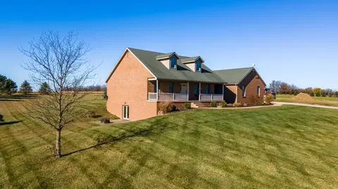 1266 Gregg Rd NW, Jeffersonville, OH 43128
