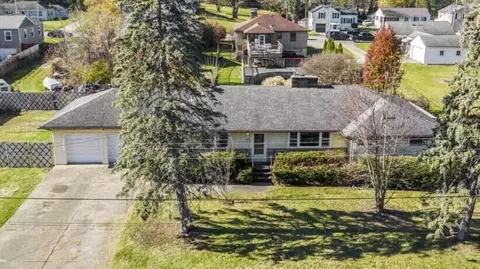 785 Saratoga Ave, Newark, OH 43055