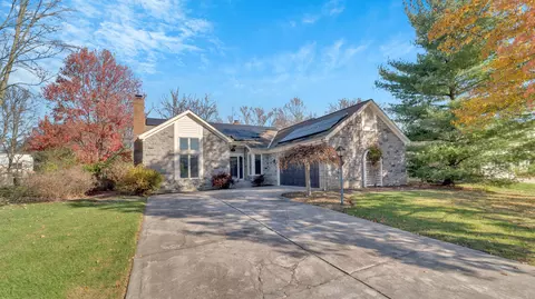 142 Wallsend Ct, Powell, OH 43065