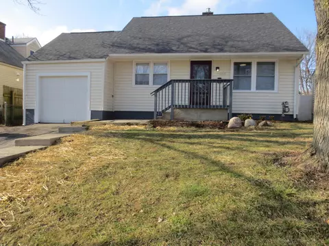 3285 Dresden St, Columbus, OH 43224