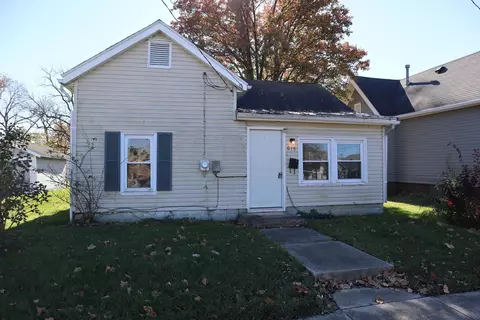 615 Willard St, Washington Court House, OH 43160