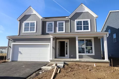 2691 Fieldwin Dr, Blacklick, OH 43004