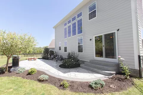 4865 Sheffield Way, Grove City, OH 43123