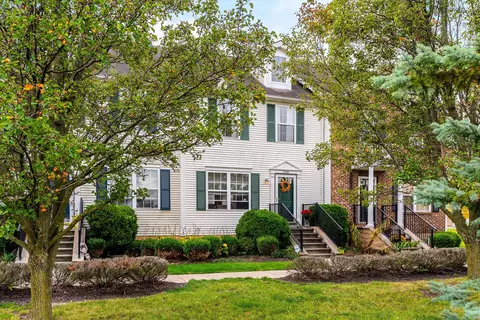 5542 Waldwick, Columbus, OH 43228