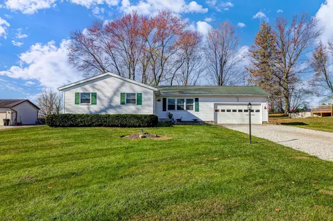 112 Hillcrest Dr SE, Newark, OH 43056