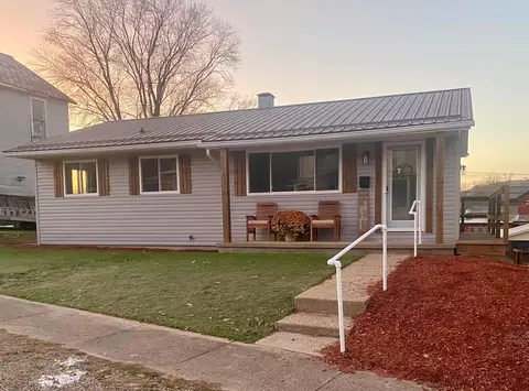 1165 Church St, Logan, OH 43138