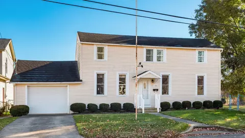 130 Hansberger Ave, Baltimore, OH 43105