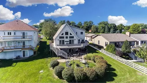1065 Chickasaw Dr, London, OH 43140