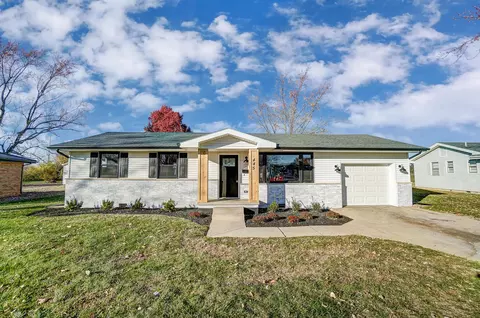 445 Carolyn Rd, Washington Court House, OH 43160